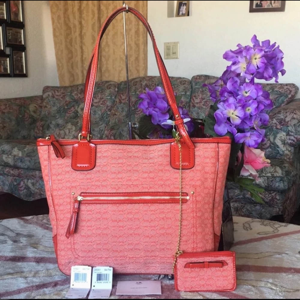 Coach set